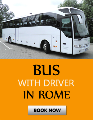Order bus with driver in 罗马